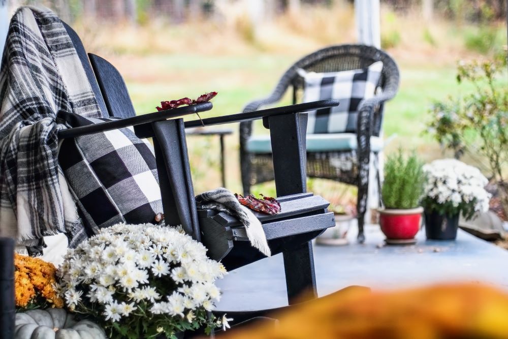 Decorate Porch With Plaid Pillows
